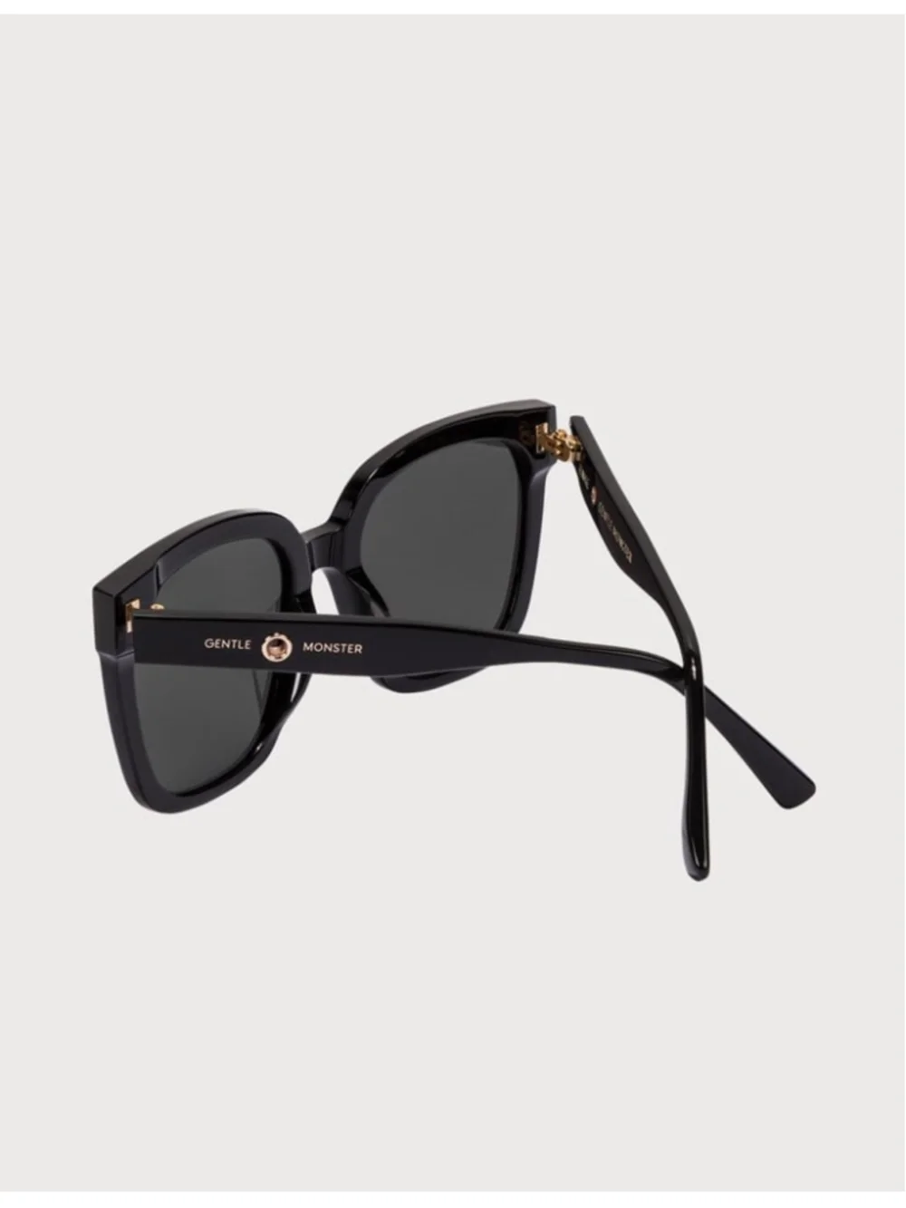 Like new Gentle Monster KuKu Jennie Black Sunglasses